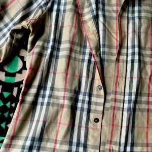 Burberry Button up